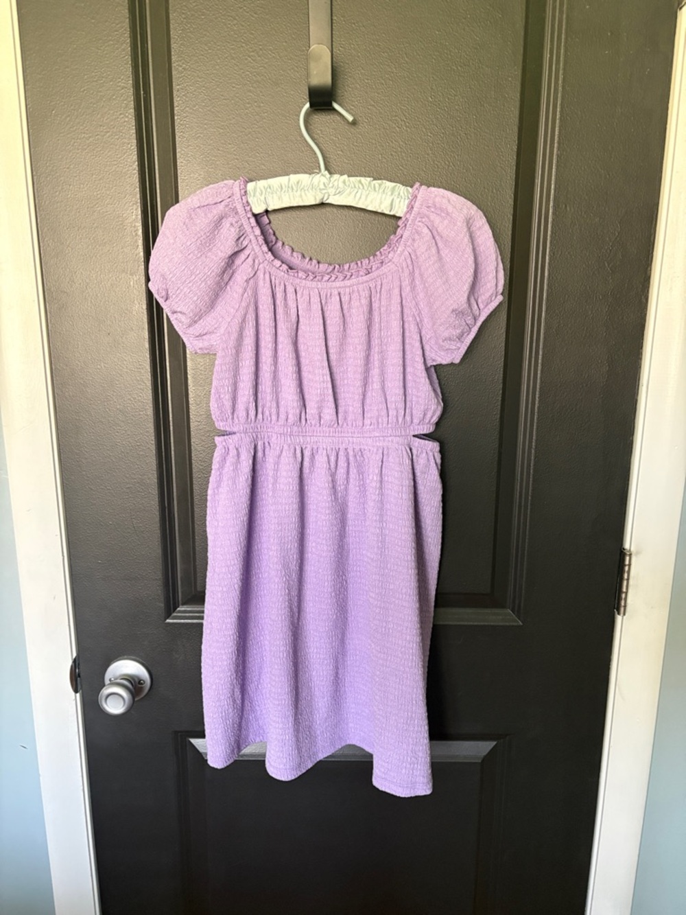 Eyeshadow girls size large purple short sleeve dress with cutouts